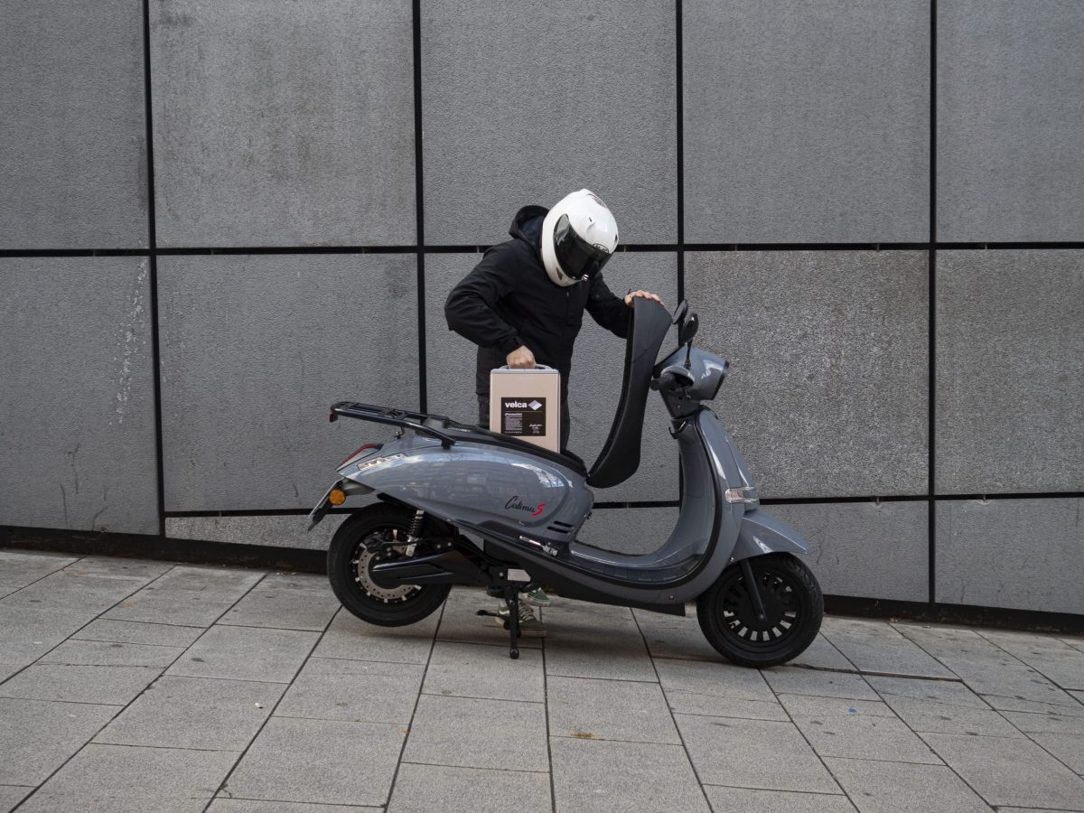Batería extraíble de una scooter eléctrica Velca Calima