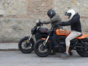 Velca Vortex Custom 125 eléctrica