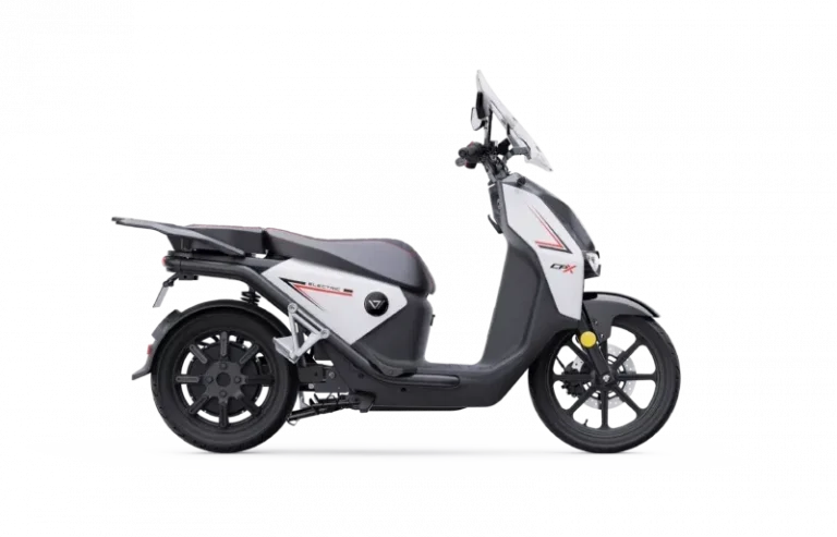 Moto electrica Vmoto CPX blanca