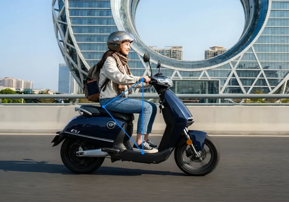 Vmoto CU azul ergonomía