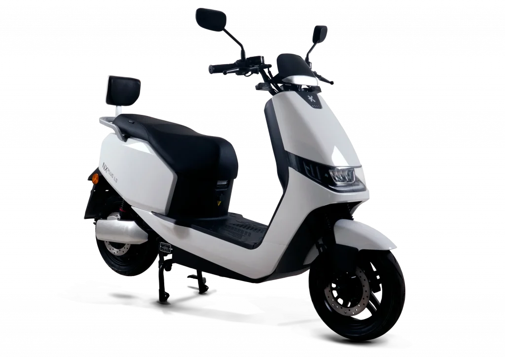 Moto electrica blanca NEXT NXPLUS LS