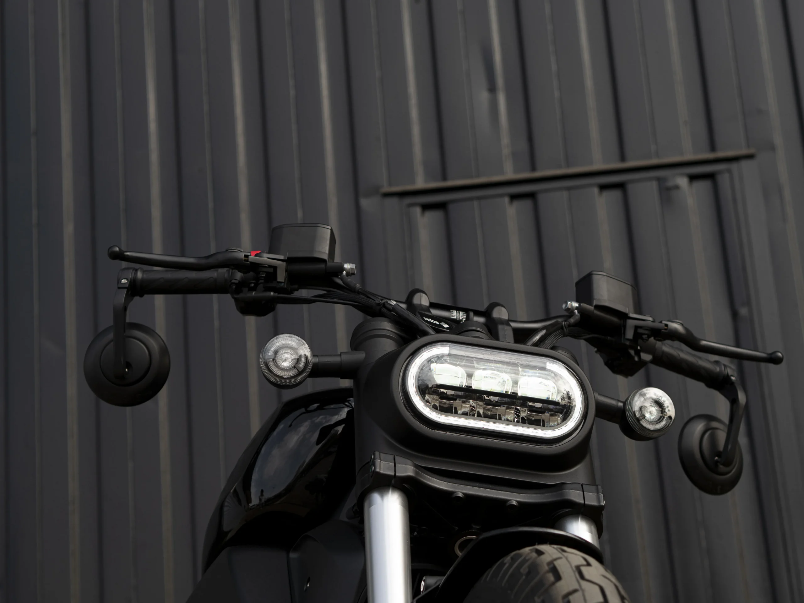 Velca Vortex Black Edition - Vista 10